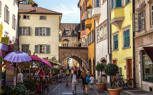 Bozen - Via Dr. Josef Streiter - ©Ingo Bartussek - stock.adobe.com