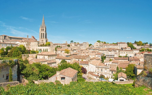St. Emilion - Stadtansicht - © slava - Fotolia