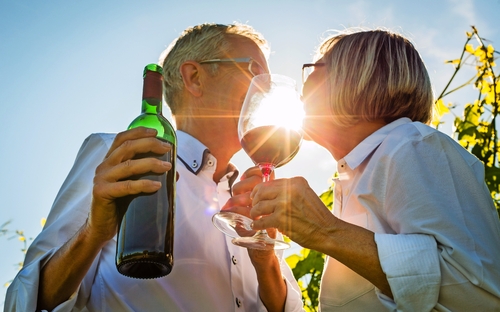Weinprobe - © Kzenon - Fotolia