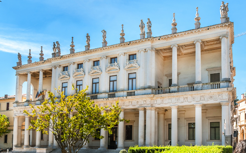 Vicenza - Palazzo Chiericati - ©davidionut - stock.adobe.com