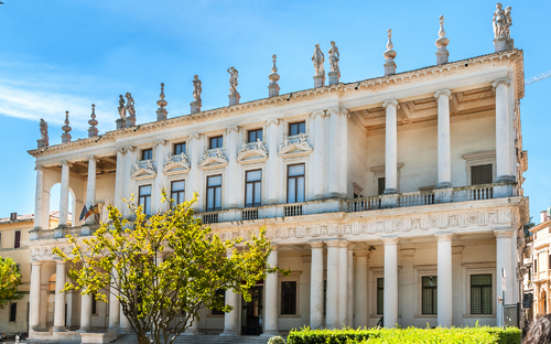 Vicenza - Palazzo Chiericati - ©davidionut - stock.adobe.com