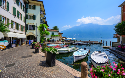 Limone - Boote - © Simon Dannhauer - stock.adobe.com
