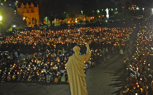 Lourdes - Lichterprozession