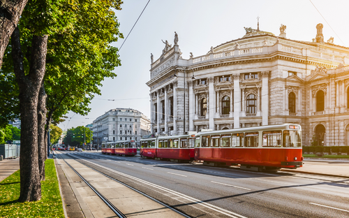 Wiener Ringstraße - Burgtheater - © JFL Photography - stock.adobe.com