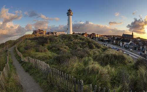 Egmond aan Zee - Leuchtturm - ©allard1 - stock.adobe.com
