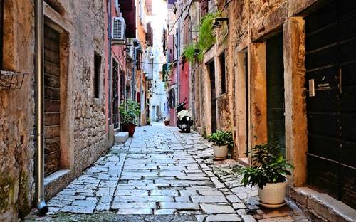Rovijn - Altstadt - © Jenifoto - stock.adobe.com
