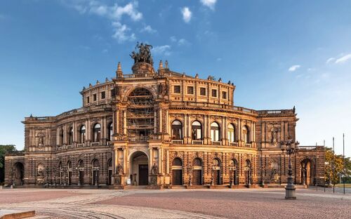 Dresden - Semperoper - © Sergej Borzov - Fotolia
