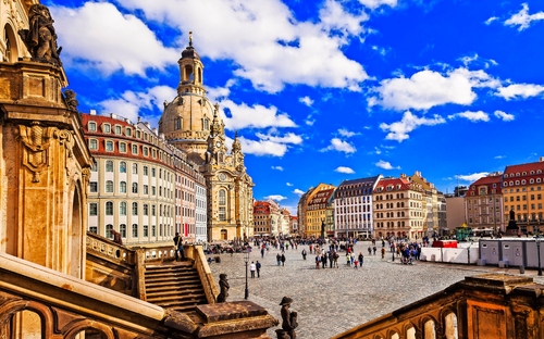 Dresden - Neumarkt mit Frauenkirche - © Freesurf - stock.adobe.com
