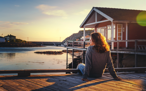 Lofoten - Rorbu-Fischerhütte - © olezzo - stock.adobe.com