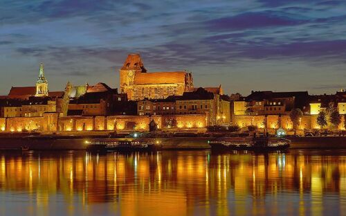 Thorn - Stadtansicht bei Nacht - © Fotolia - Nightman1965