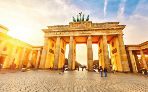 Berlin - Brandenburger Tor - © sborisov - Fotolia