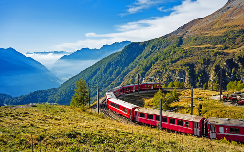 Bernina-Express - © djama - stock.adobe.com