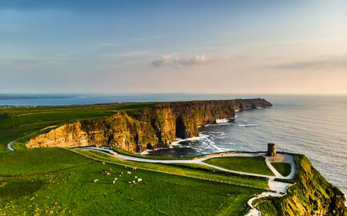 Cliffs of Moher - © MNStudio - stock.adobe.com