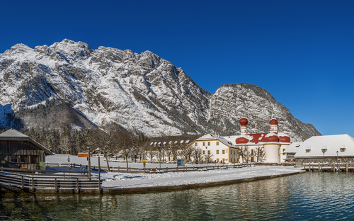St. Bartholomä am Königssee - © Sebastian - stock.adobe.com