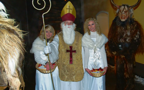 Nikolaus samt Krampus