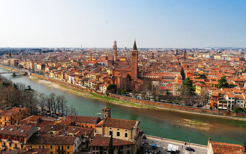 Blick auf Verona - © neirfy - stock.adobe.com