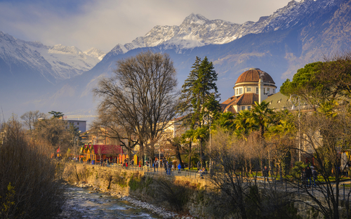winterliches Meran in Südtirol, Italien - ©alexanderkonsta - stock.adobe.com