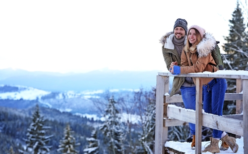 Winterspaziergang - © New Africa - stock.adobe.com