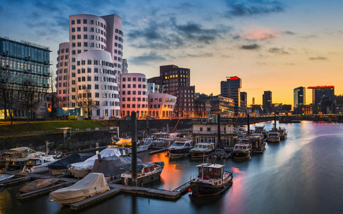 Düsseldorf - Medienhafen - © Mapics - stock.adobe.com
