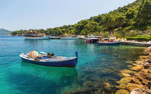 Fischerboot - © Andrey Bodrov - Fotolia