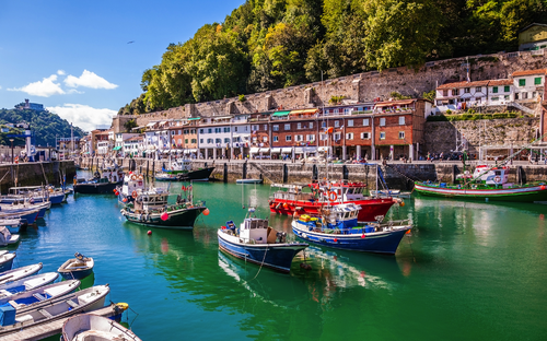 San Sebastián - Fischereihafen - Benur - stock.adobe.com