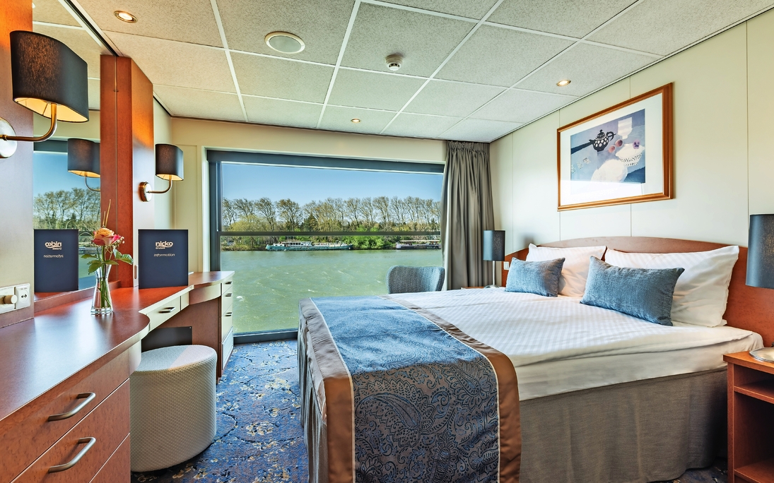 BIJOU DU RHÔNE - Kabinenbeispiel Oberdeck Deluxe - © nicko cruises Schiffsreisen GmbH