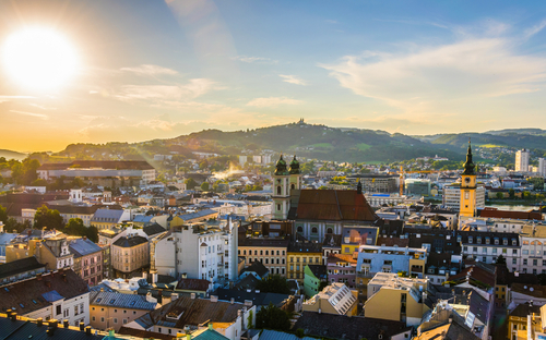 Linz - Stadtpanorama - ©dudlajzov - stock.adobe.com