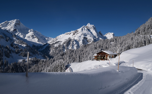 Winter im Vorarlberg - ©architekturimbild - stock.adobe.com
