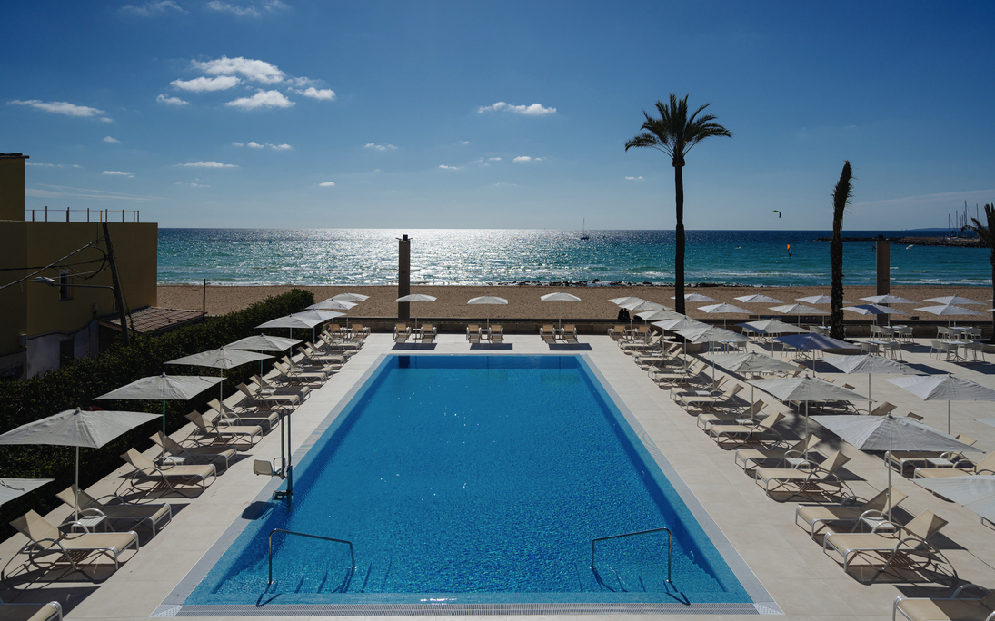 Hotel El Cid - Terrasse mit Meerblick