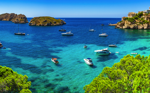Mallorca - Bucht - © vulcanus - stock.adobe.com