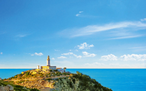 Kap Formentor - Leuchtturm - © aldorado - Fotolia