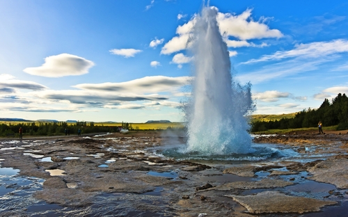 Strokkur-Geysir - © banepetkovic - Fotolia