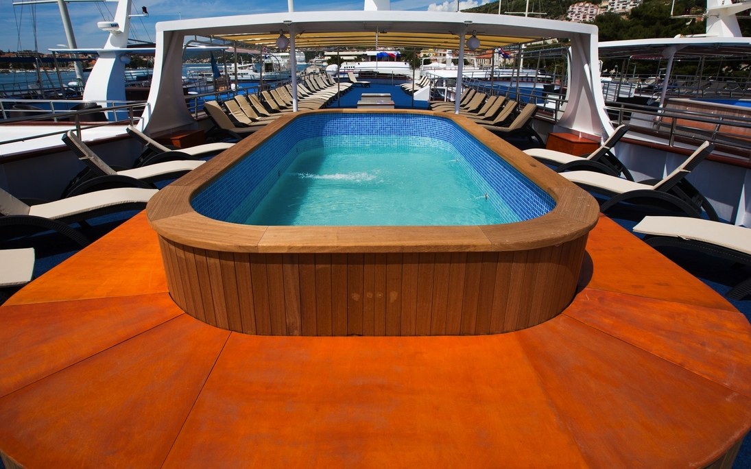 Motoryacht MS Apolon
