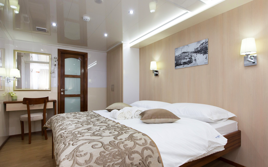 MS Apolon Motoryacht - MS Apolon Motoryacht