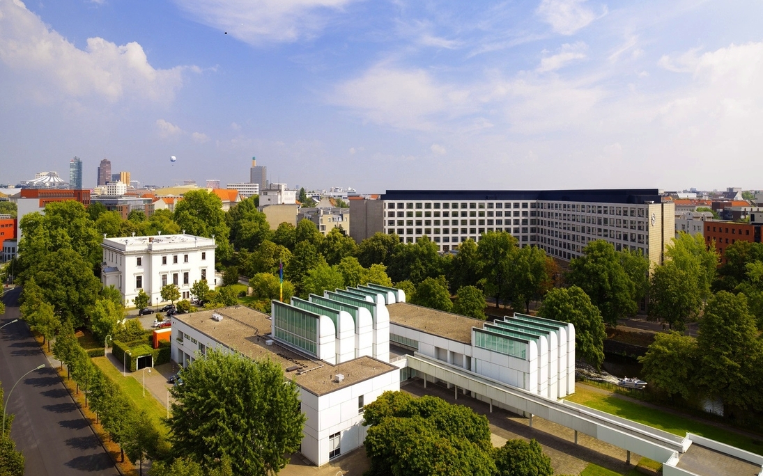 Sheraton Berlin Grand Hotel Espalanade - Außenansicht