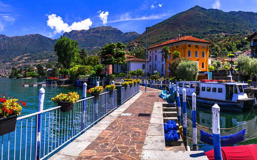 Iseosee - Insel Monte Isola - © Freesurf - stock.adobe.com