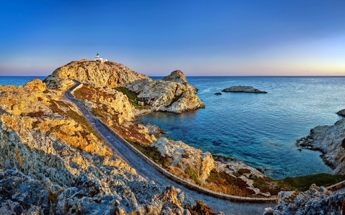 Korsika - Leuchtturm - © Frog 974 - stock.adobe.com