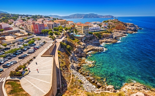Calvi - Blick auf die Stadt - © gevisions - stock.adobe.com