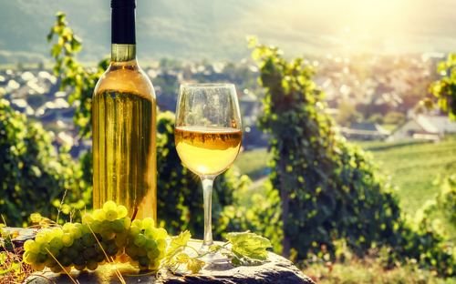 Weißwein - ©Grecaud Paul - stock.adobe.com