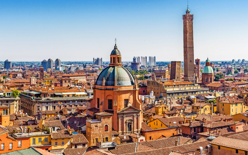 Bologna - Stadtbild - © GoneWithTheWind - stock.adobe.com