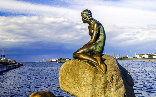Die kleine Meerjungfrau in Kopenhagen - ©visualpower - stock.adobe.com