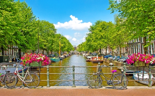 Amsterdam -Gracht - © Jürgen Fälchle - stock.adobe.com