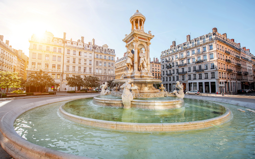 Lyon - Brunnen - © rh2010 - stock.adobe.com