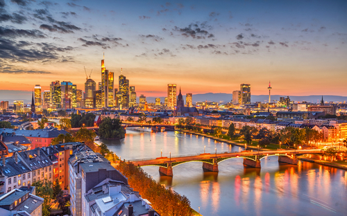 Frankfurt - Skyline - © SeanPavonePhoto - stock.adobe.com