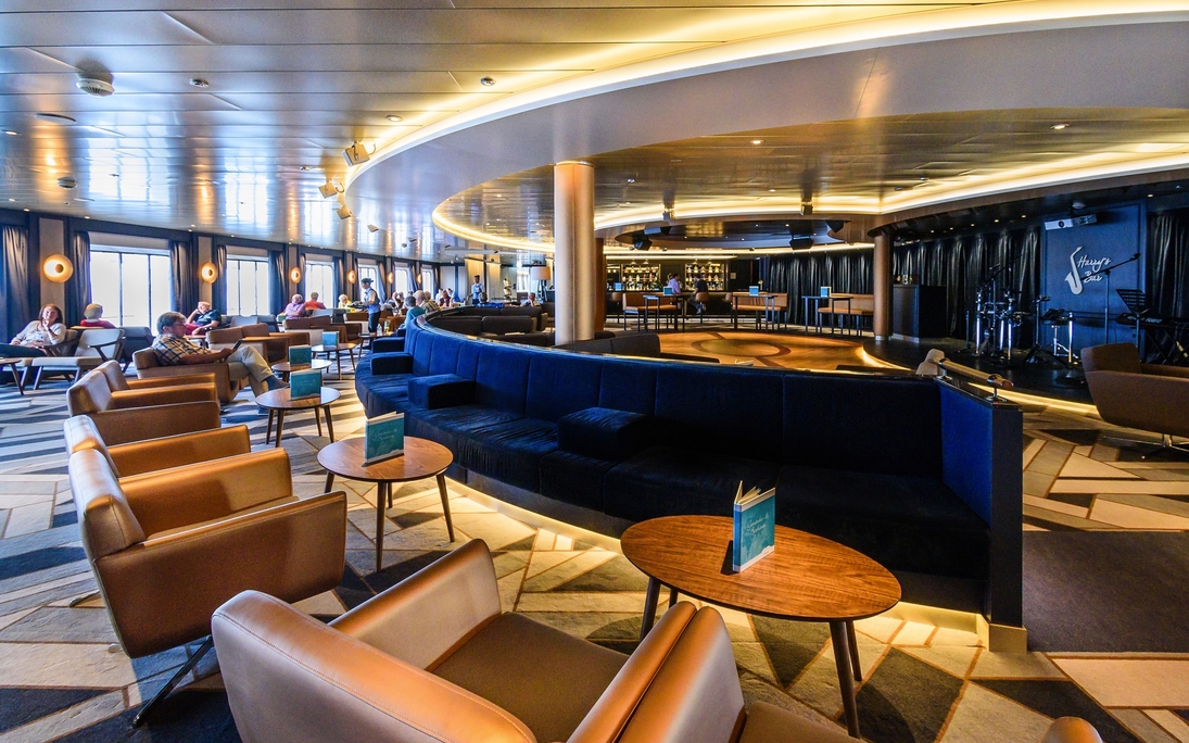 MS Amera - Bar - Bildnachweis: Phoenix Reisen GmbH