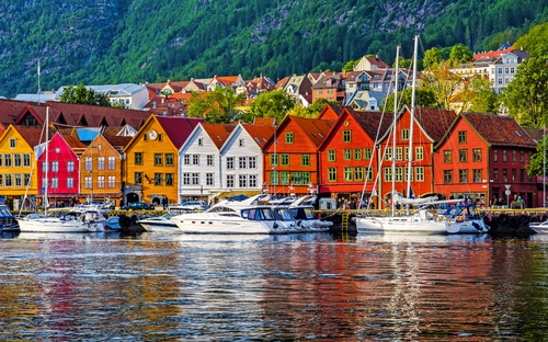Bergen - Bryggen-Hanseatic Kai - © olenatur - stock.adobe.com