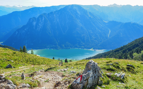 Blick auf den Achensee - © Ina Ludwig - stock.adobe.com