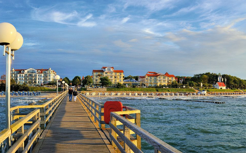 Kühlungsborn - Seebrücke - © World travel images - Fotolia