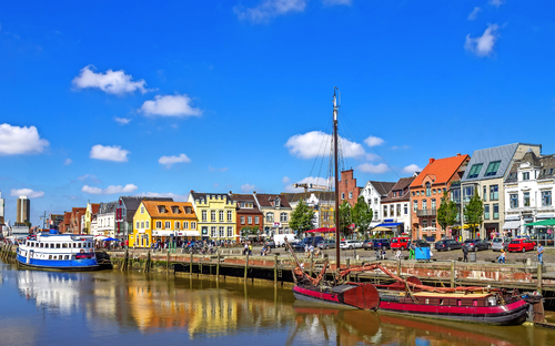 Husum - Hafen - © pure-life-pictures - stock.adobe.com
