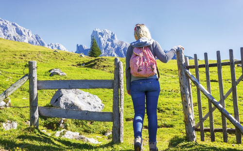 Wanderung - © serkat Photography - Fotolia